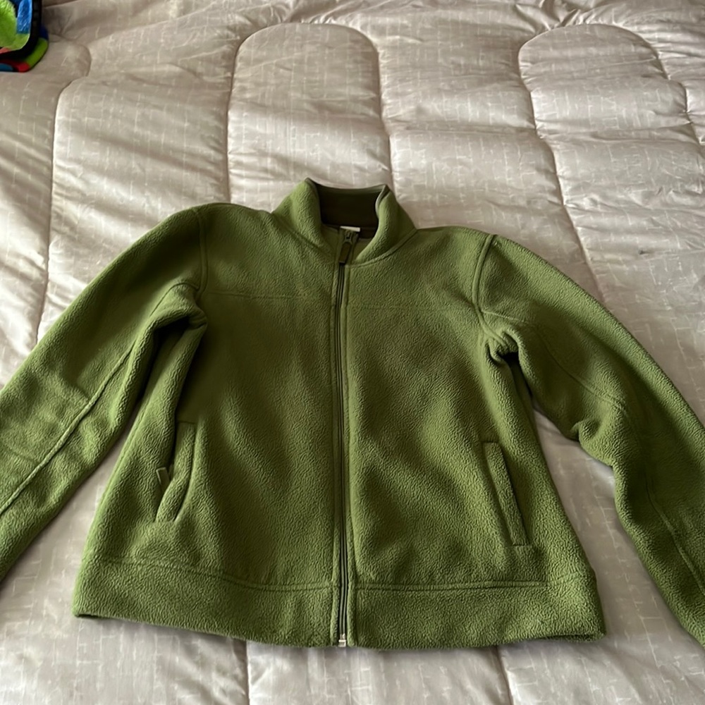 Green zip up jacket size medium brand Marona